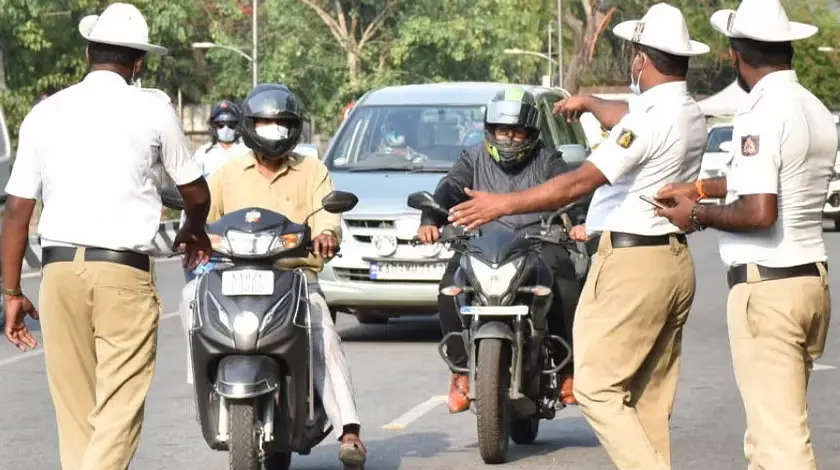 Road safety: తెలంగాణలో 'అరైవ్.. అలైవ్' పేరుతో ప్రత్యేక కార్యక్రమం