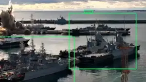 రష్యా జలాంతర్గామిని ధ్వంసం చేసిన ఉక్రెయిన్