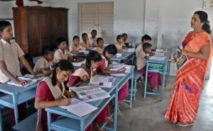 గురుకుల సంస్థలో 4 వేల ఉద్యోగాలు దరఖాస్తు