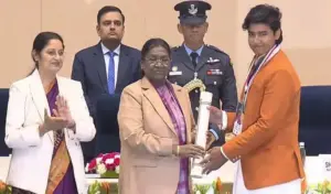 వైభవ్‌కు ప్రతిష్ఠాత్మక బాల్ పురస్కార్