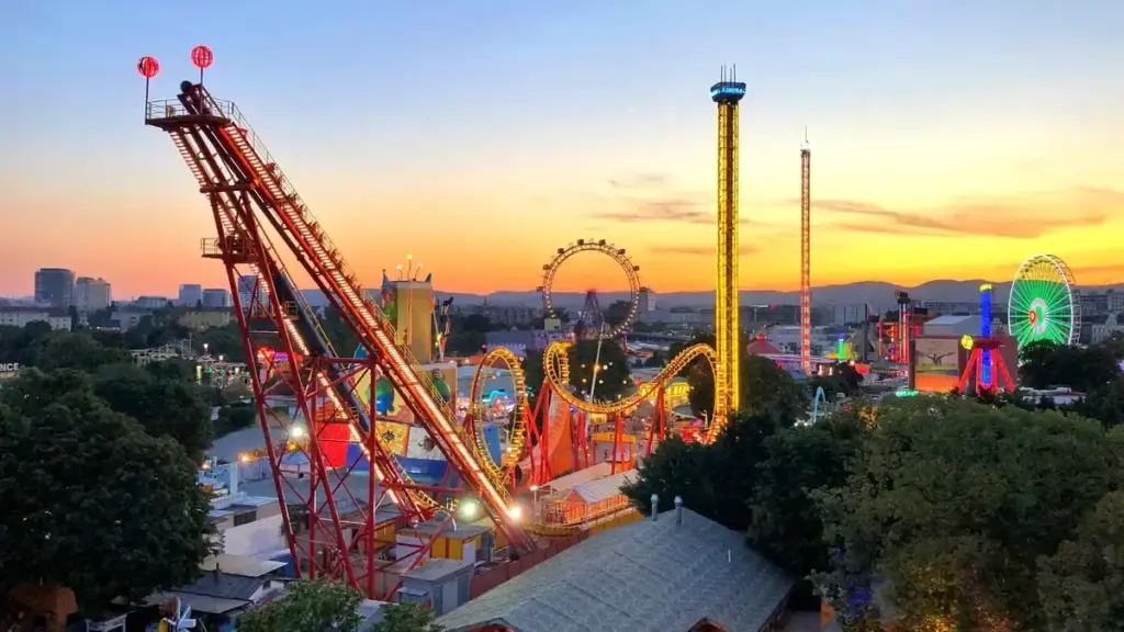 పర్యాటక రంగంలో భారీ ప్రాజెక్టులు