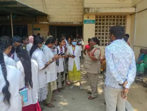 శక్తి యాప్ ప్రాముఖ్యతపై అవగాహన కల్పించిన ఎస్ఐ