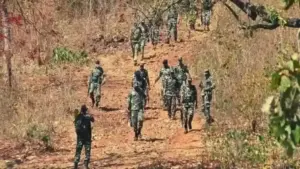 జార్ఖంఢ్ లో ఎన్ కౌంటర్..10 మంది మావోయిస్టులు మృతి