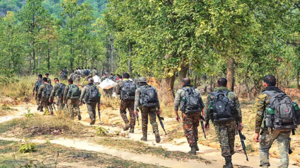 Chhattisgarh: మార్చి 31 డెడ్ లైన్ కు మావోయిస్టు పార్టీ విరుగుడు వ్యూహం