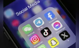 పిల్లలకు సోషల్ మీడియా నిషేధంపై ప్రభుత్వం యోచన