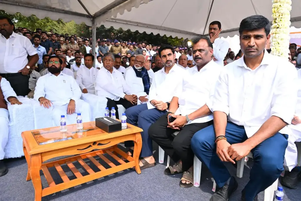 Ajit Pawar: బారామతిలో నిర్వహించిన అజిత్ పవార్ అంత్యక్రియల్లో మంత్రి లోకేశ్