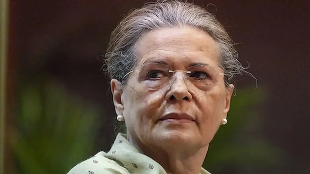Sonia Gandhi unwell.. treatment in hospital