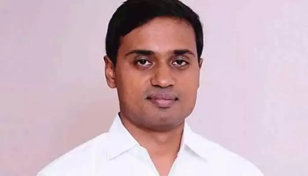 AP: Liquor scam case.. MP Mithun Reddy attends ED hearing