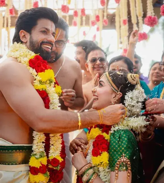 Keerthy Suresh: మేం పారిపోయి పెళ్లి చేసుకోవాలనుకున్నాం