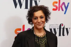 నటి మీరా సియాల్‌ కు ప్రతిష్ఠాత్మక అవార్డు