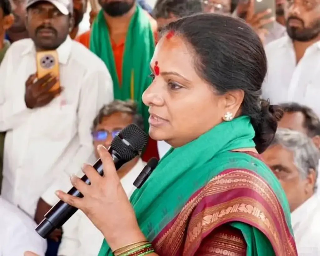 Kavitha: KCR మాట్లాడితేనే BRS కి మనుగడ సాధ్యం