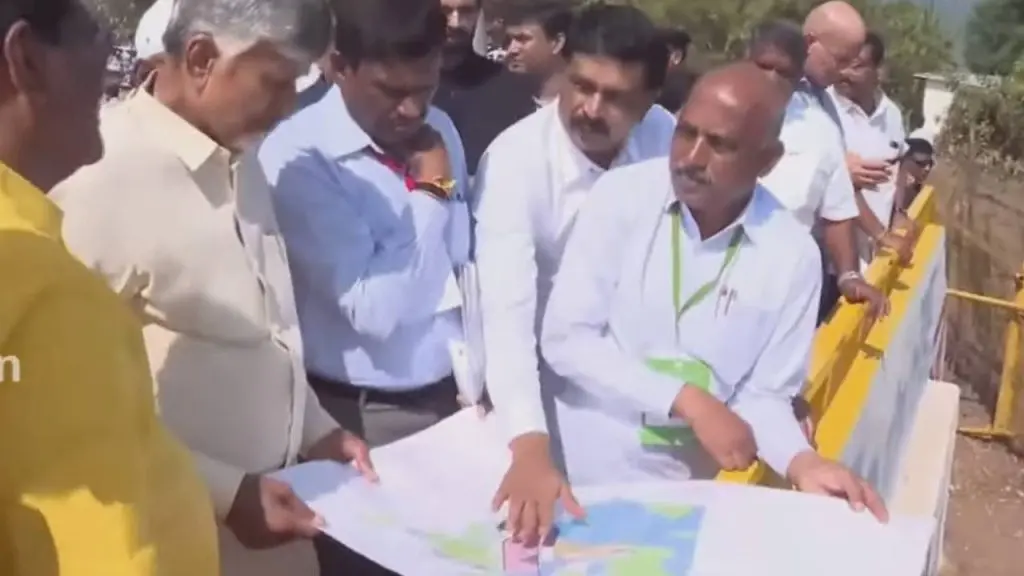 AP: CM Chandrababu inspected the Polavaram project works