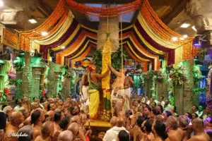 ధ్వజారోహణంతో ప్రారంభంమైన ప్రసన్నవేంకటరమణ బ్రహ్మోత్సవాలు