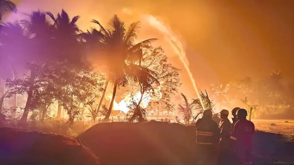 ONGC: ఇంకా అదుపులోకి రాని ఓఎన్జీసీ గ్యాస్ బ్లోఅవుట్ మంటలు