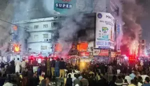 షాపింగ్ మాల్ లో అగ్ని ప్రమాదం.. 100 మంది మృతి?