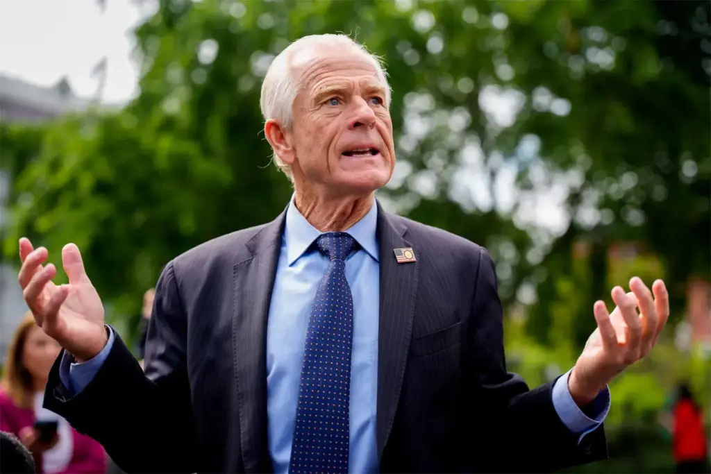 Peter Navarro: భారత్‌పై చౌకబారు వ్యాఖ్యలు చేసిన ట్రంప్ అడ్వైజర్