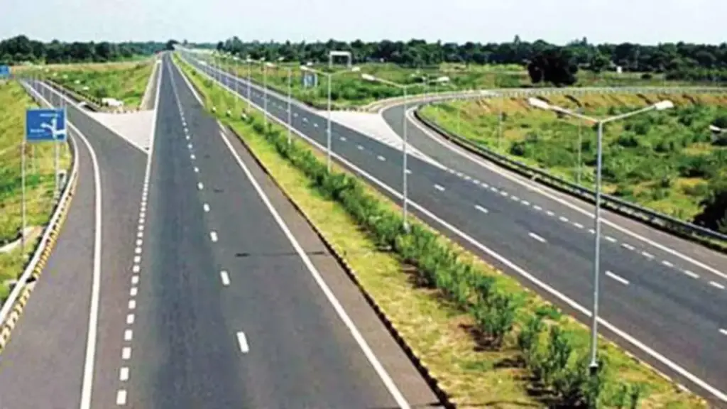 NH-44 Road: ఆరు వరుసల ‘యాక్సెస్ కంట్రోల్’ హైవేకు కేంద్రం గ్రీన్ సిగ్నల్