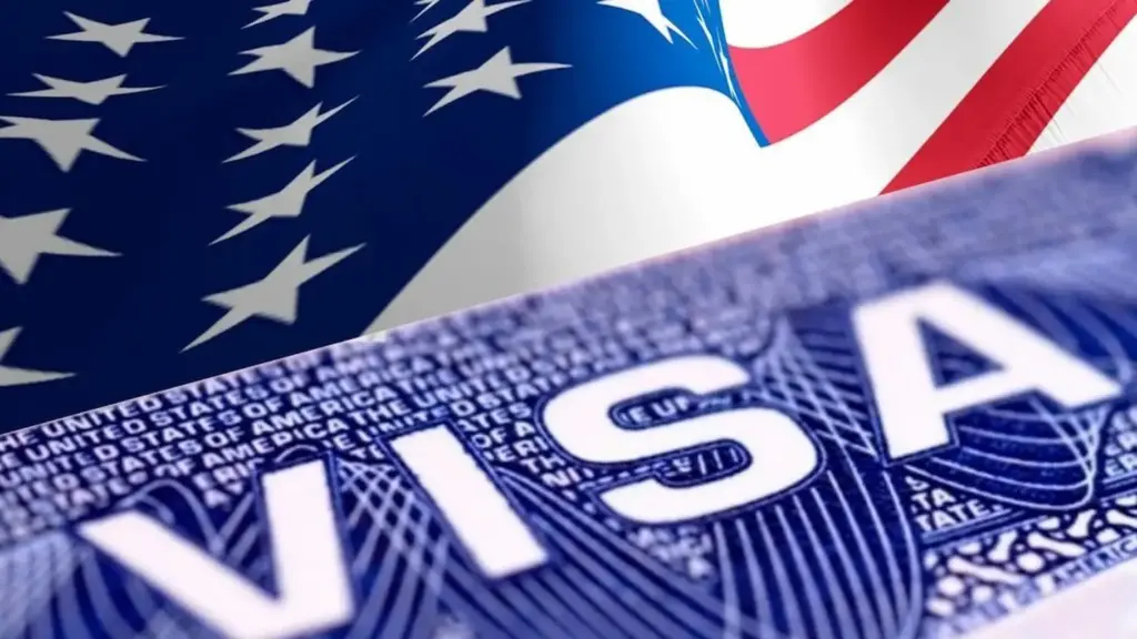 US Visa: 75 దేశాల వీసాలను ఫ్రీజ్ చేసిన ట్రంప్