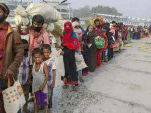 రోహింగ్యాల చట్టబద్ధతపై ప్రభుత్వాన్ని ప్రశ్నించిన హైకోర్టు