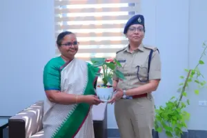 సిపి గా బాధ్యతలు స్వీకరించిన సాధన రష్మి పెరుమాళ్