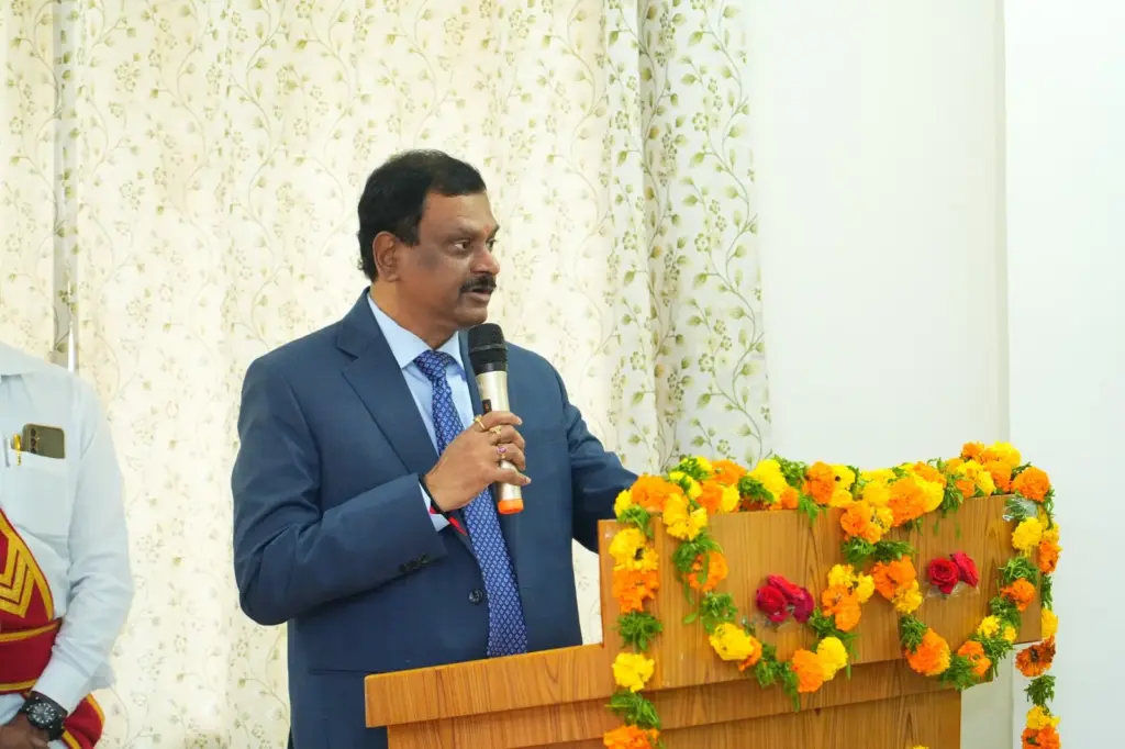 AP: మధ్యవర్తిత్వంలో న్యాయవాదులదే కీలక పాత్ర