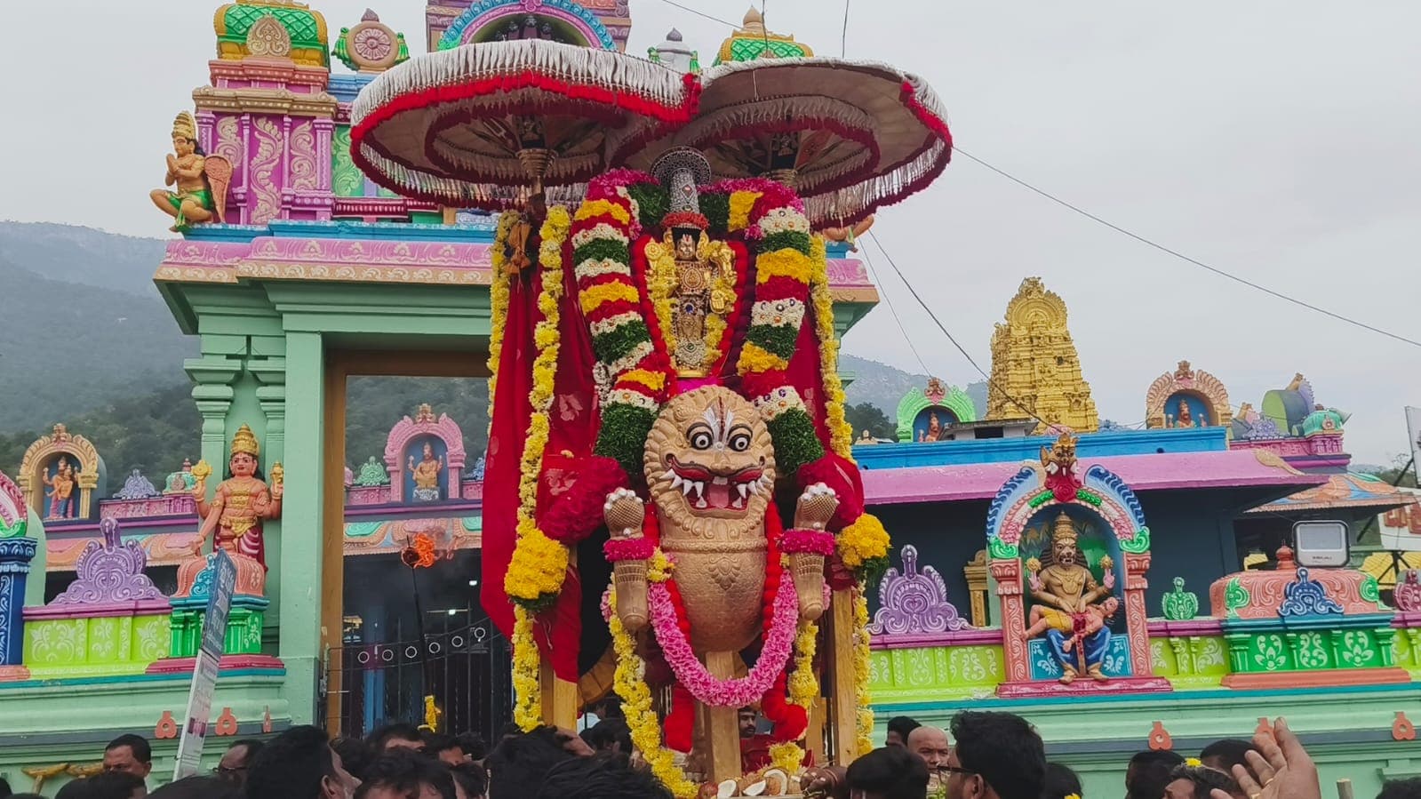 పెనుసిల క్షేత్రంలో ఉత్సవ వైభవం