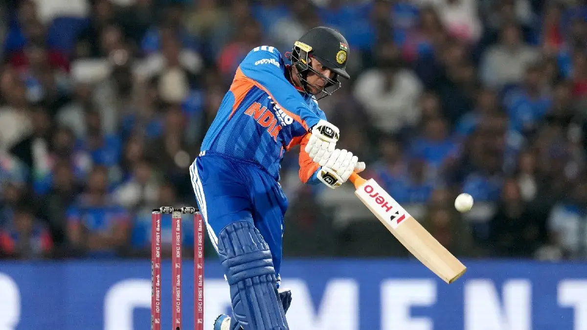 T20ల్లో 5వేల పరుగులు పూర్తి చేసిన ప్లేయర్‌గా అభిషేక్