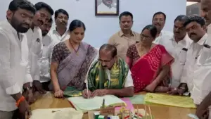 మదర్ డెయిరీ ఛైర్మన్‌ పదవికి ప్రభాకర్‌రెడ్డి రాజీనామా