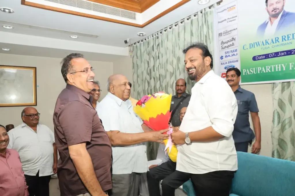 AP: తుడా చైర్మన్ డాలర్స్ దివాకర్ రెడ్డికి సత్కారం