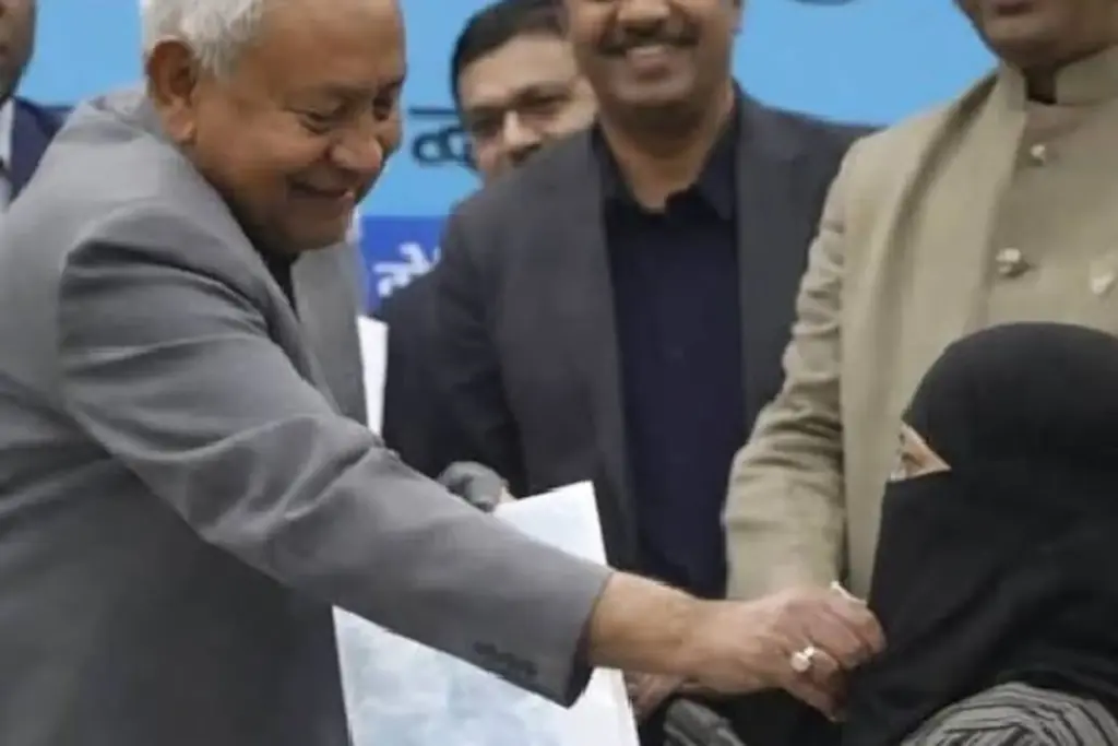 Bihar: హిజాబ్ వివాదం.. విధుల్లో చేరని వైద్యురాలు