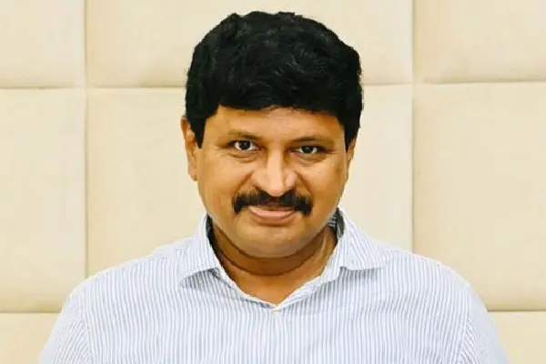 TG: సిట్ విచారణకు హాజరైన సంతోష్ రావు