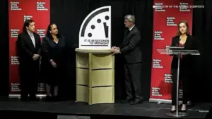 డూమ్స్‌డే క్లాక్ వినాశనం హెచ్చరికలు