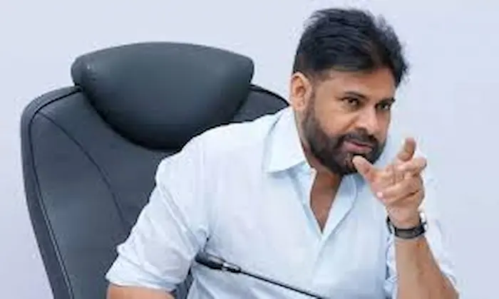 Pawan Kalyan: గిరిజన మహిళలకు నూతన సంవత్సర కానుక