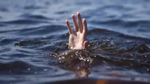 ఇసుకపల్లి సముద్రం లో గల్లంతైన విద్యార్థుల వివరాలు