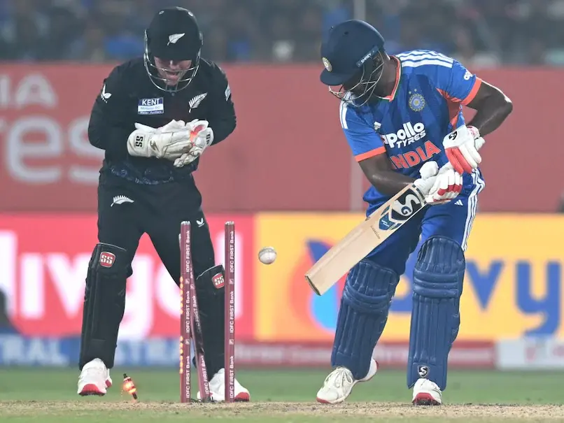 IND Vs NZ: సంజూ శాంసన్ పై సునీల్ గవాస్కర్ అసహనం