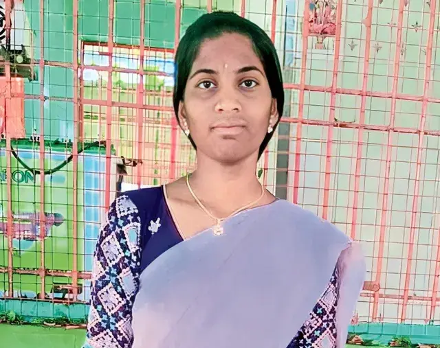 Hussain Sagar: పిల్లలను కుర్చీలో కూర్చోబెట్టి సాగర్‌లో దూకిన తల్లి