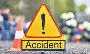 ఘోర రోడ్డు ప్రమాదం.. ముగ్గురు మృతి