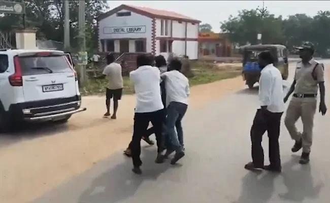 ఎంపీపీ ఎన్నికలో ఉద్రిక్తత.. వైసీపీ ఎంపీటీసీల కిడ్నాప్!