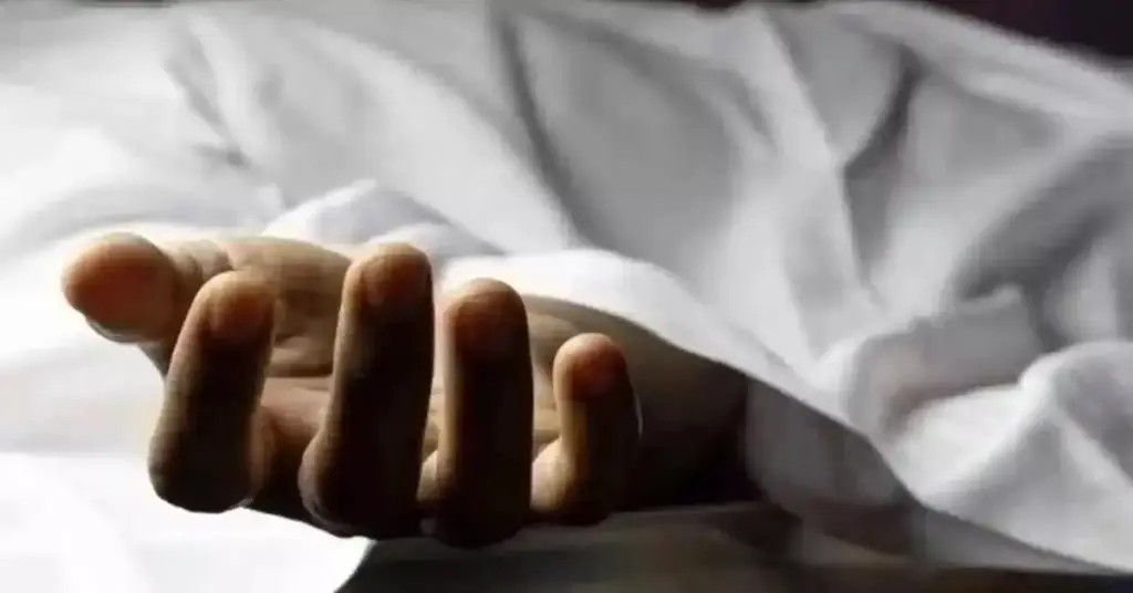 UP crime: విషపూరితమైన పండ్లు తిని ముగ్గురు చిన్నారులు మృతి