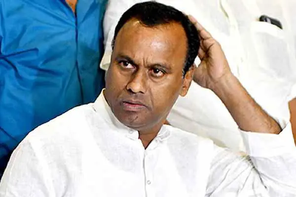 Komatireddy: It would have been better if I had left politics when my son died