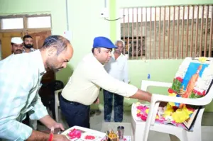 వివేకానంద స్ఫూర్తితో యువత ముందుకు సాగాలి