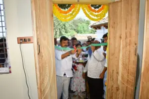 ఇందిరమ్మ ఇల్లు గృహప్రవేశంలో పాల్గొన్న ఎమ్మెల్యే