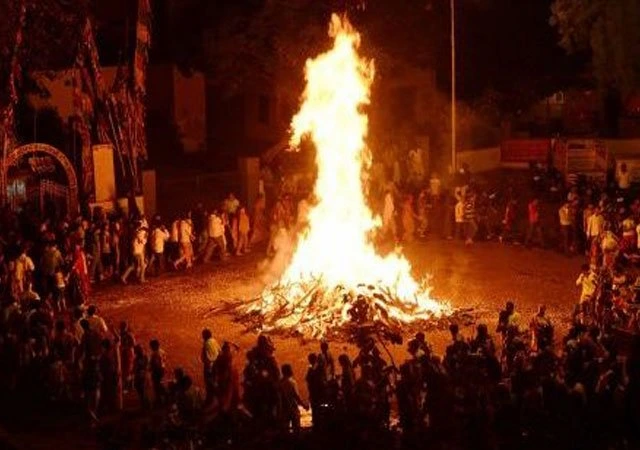 Bhogi Festival: మంటలు వెనక ఉన్న ఆంతర్యం ఏమిటో తెలుసా?