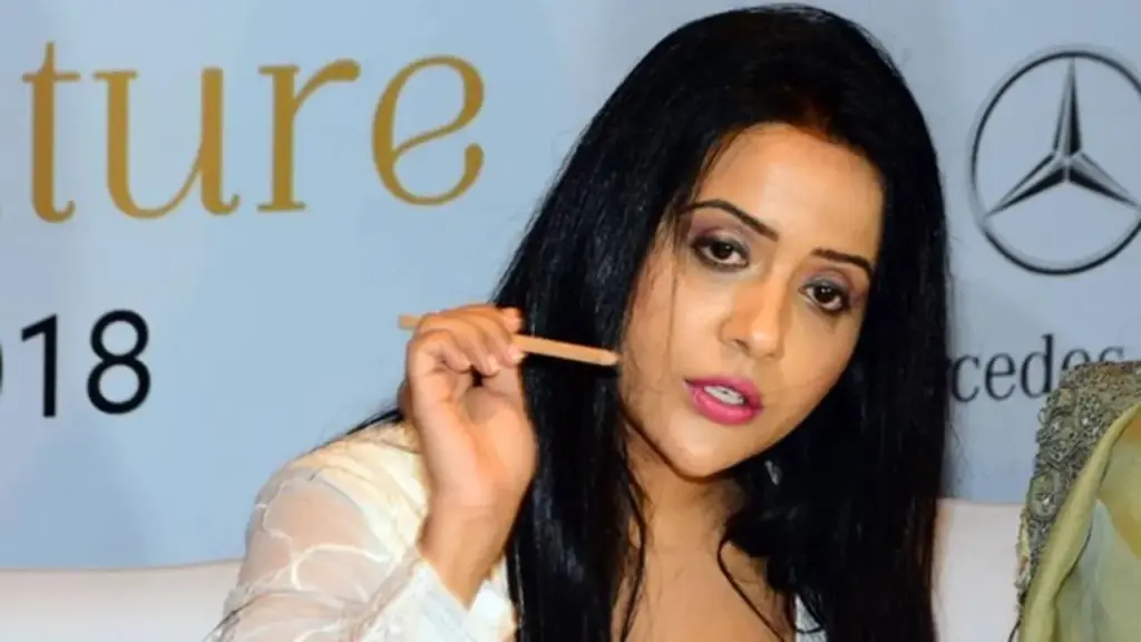 Shiva Sena: ముంబై లోనే ఒప్పందాలు.. దావోస్ వరకు అవసరం లేదు