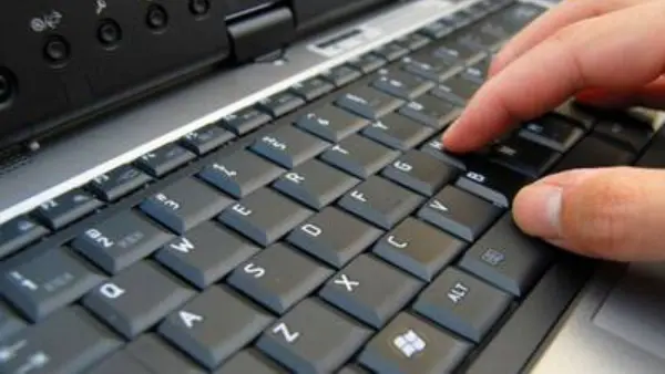 Keyboard History: Why aren't ABCDs in a row on the keyboard?