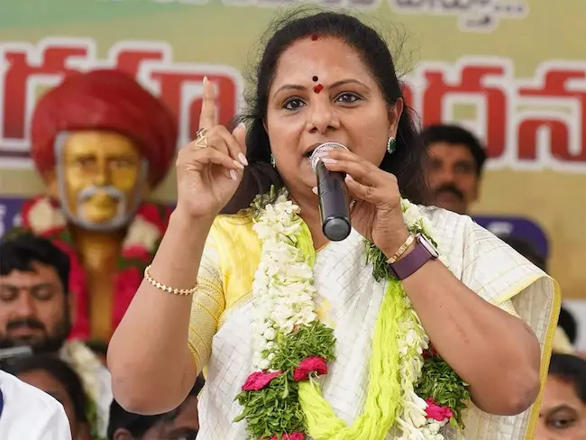 Kavitha: కొత్త రాజకీయ పార్టీ ఏర్పాటుపై కసరత్తు