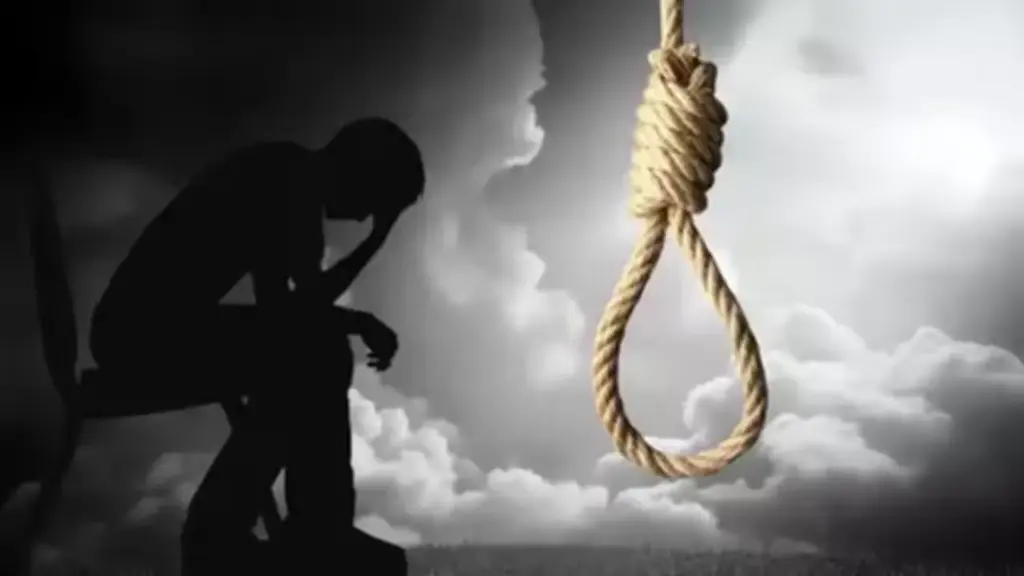 Attapur crime: Private employee commits suicide due to love failure