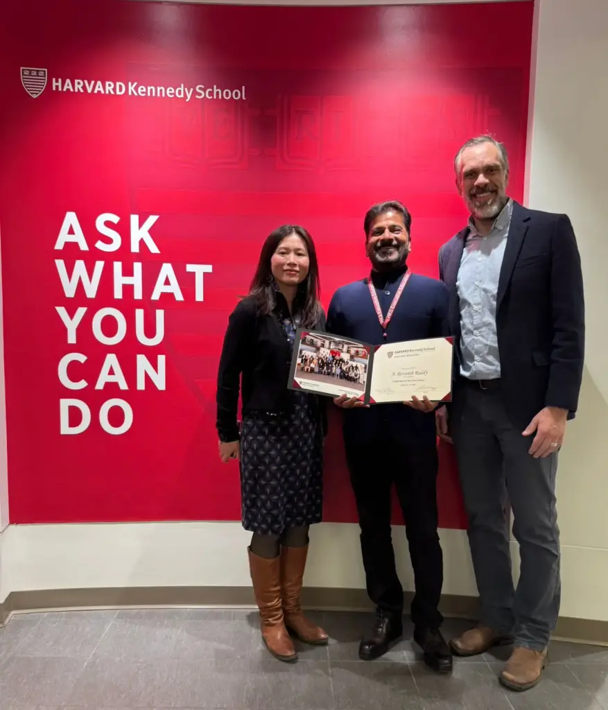 USA: హార్వర్డ్‌లో శిక్ష‌ణ పూర్తి చేసుకున్న‌ సీఎం రేవంత్‌