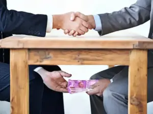 రాజకీయ అవినీతికి అంతం లేదా?