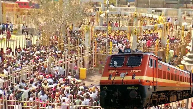 మేడారం జాతర కోసం ప్రత్యేక రైళ్లు